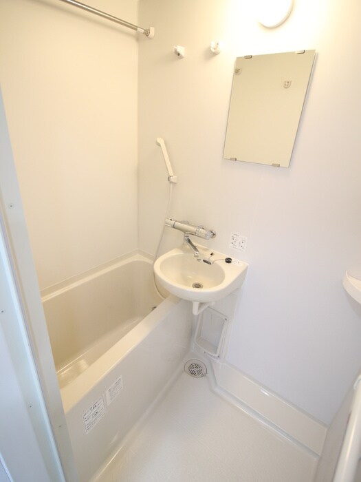 物件内観写真11　(バス／シャワールーム等)