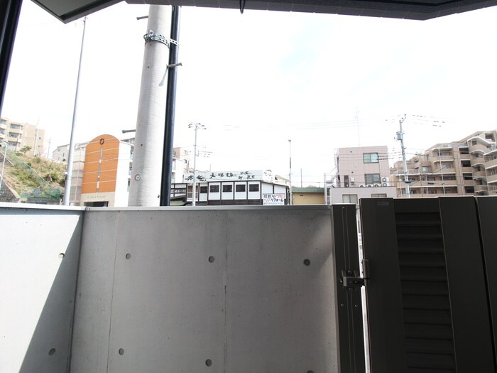 物件内観写真20　(室内からの展望)