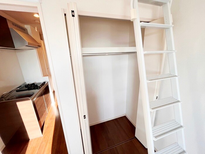 物件内観写真11　(収納)