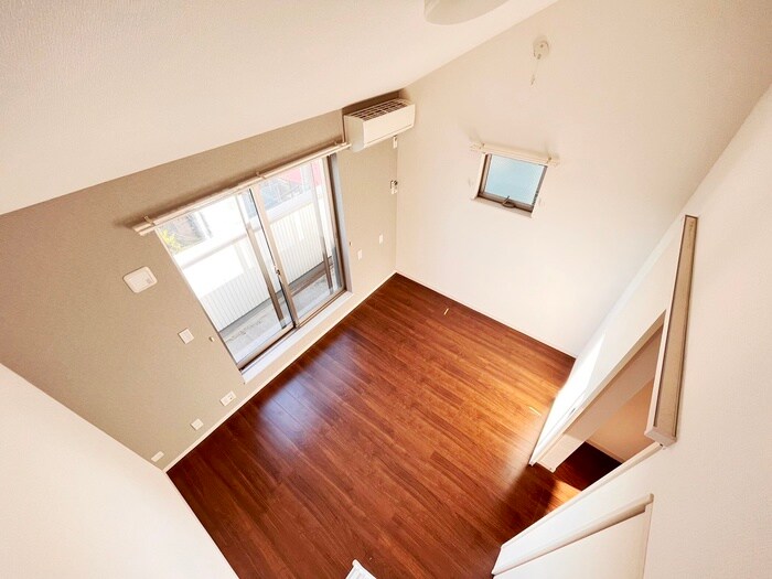 物件内観写真13　(居室)