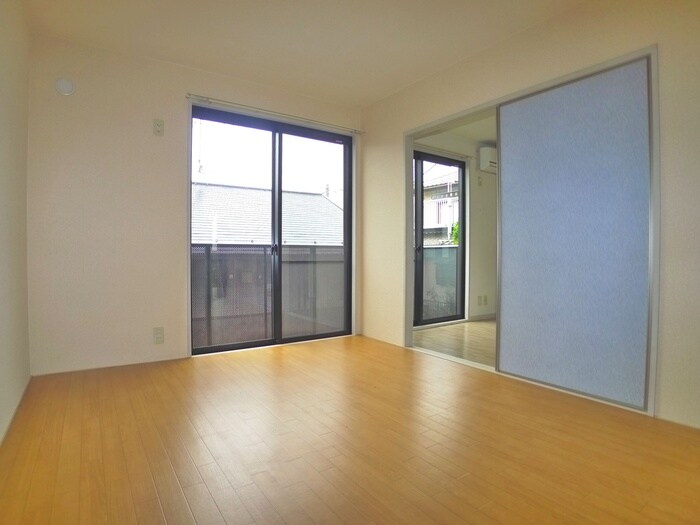 物件内観写真9　(居室)