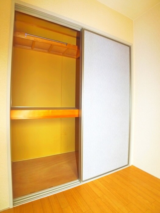 物件内観写真11　(収納)