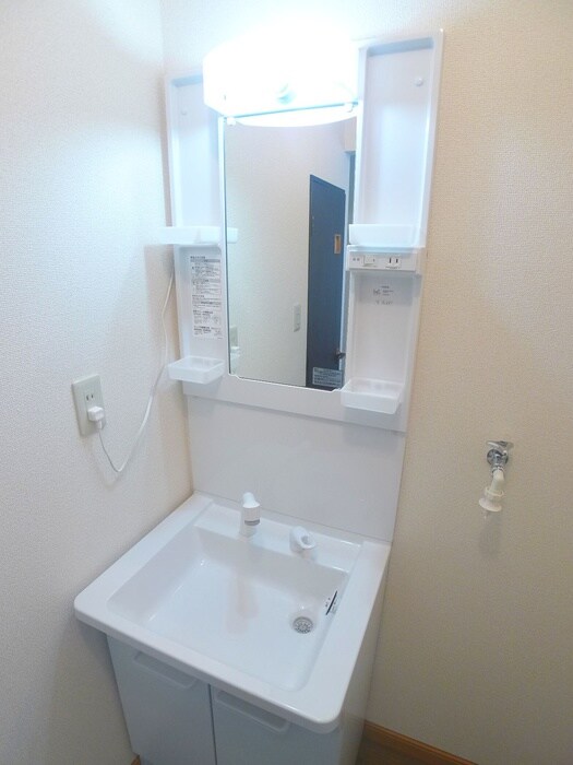 物件内観写真10　(洗面)