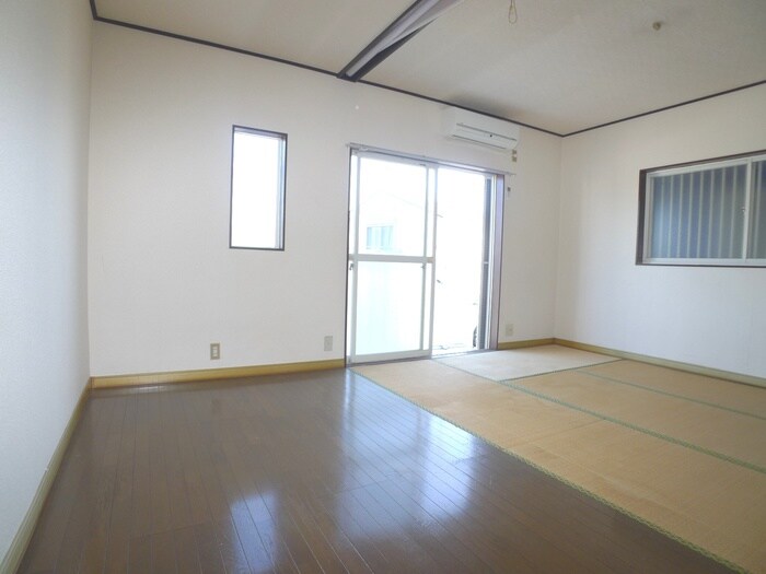 物件内観写真12　(居室)