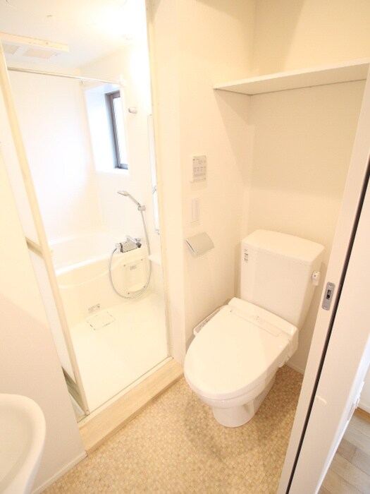 物件内観写真15　(トイレ)