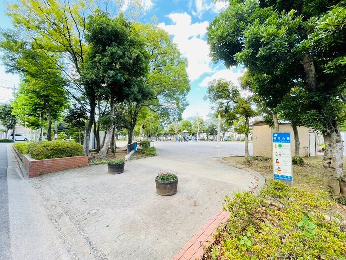 物件外観写真6　(周辺環境)