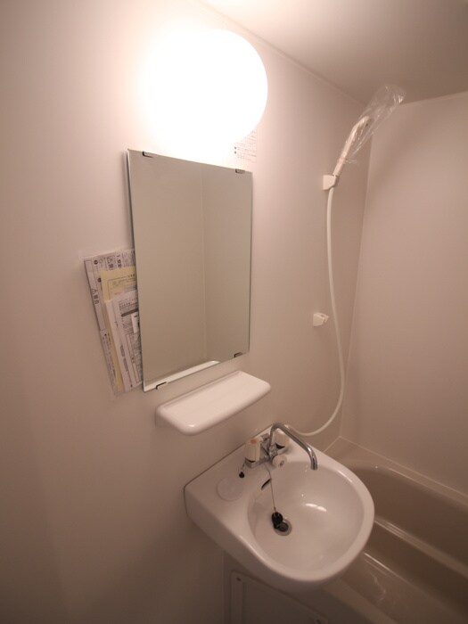 物件内観写真12　(洗面)