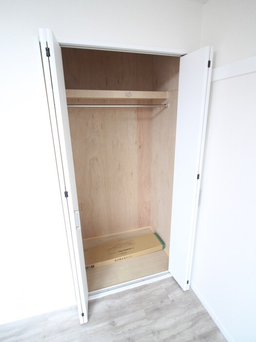 物件内観写真15　(収納)