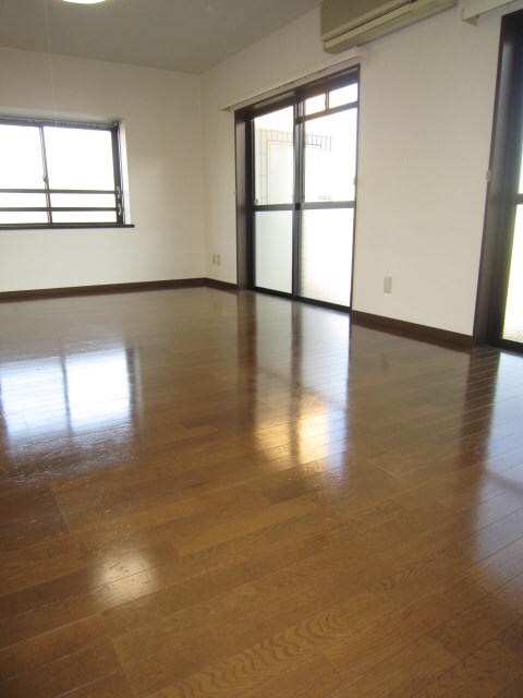 物件内観写真13　(居室)