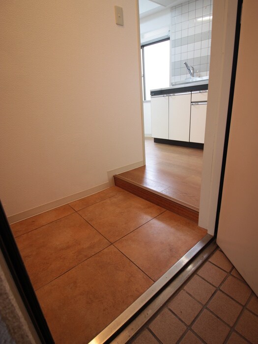 物件内観写真19　(玄関)