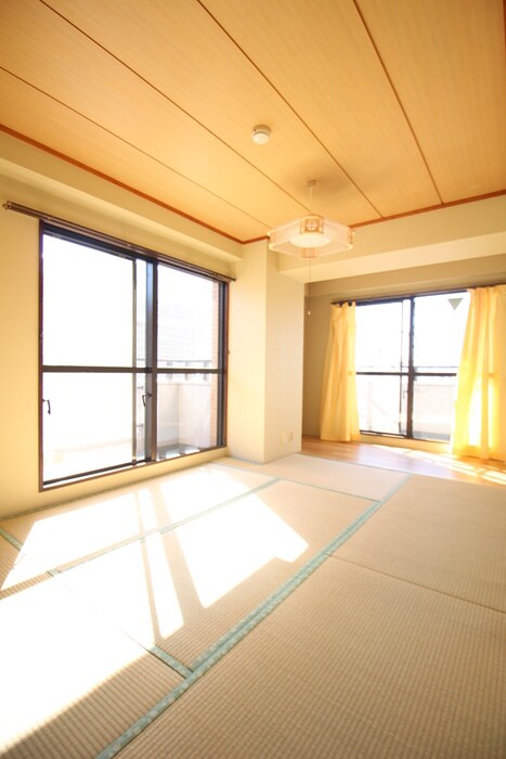 物件内観写真8　(居室)