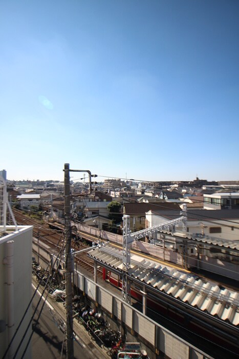 物件内観写真15　(室内からの展望)