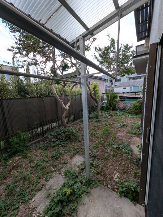 物件内観写真9　(室内からの展望)