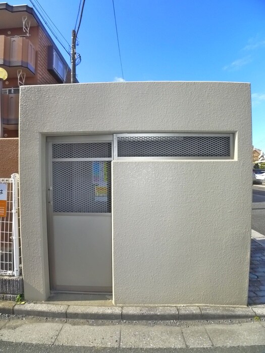 物件外観写真4　(建物設備)