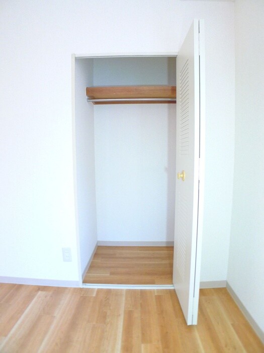 物件内観写真14　(収納)