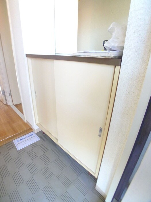物件内観写真15　(靴箱)