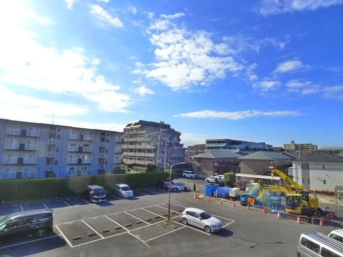 物件内観写真22　(室内からの展望)