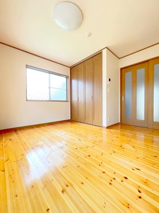 物件内観写真8　(内観写真)