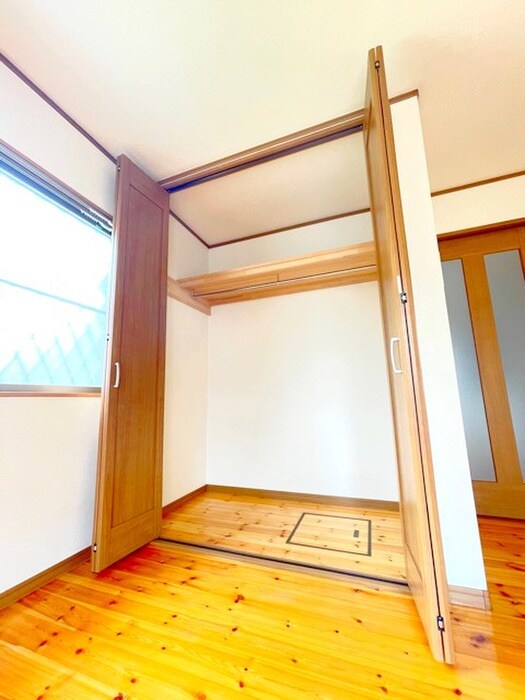 物件内観写真10　(収納)