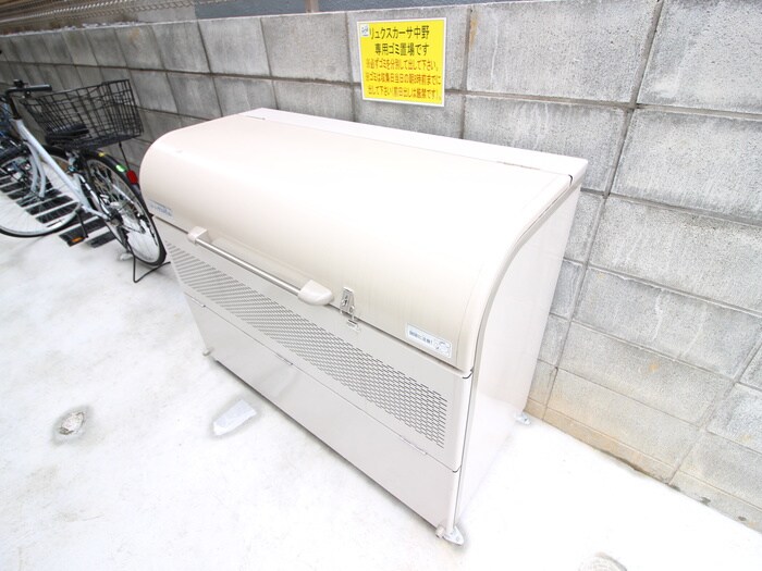 物件外観写真3　(建物設備)