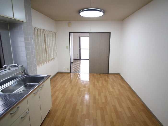 物件内観写真16　(内観写真)