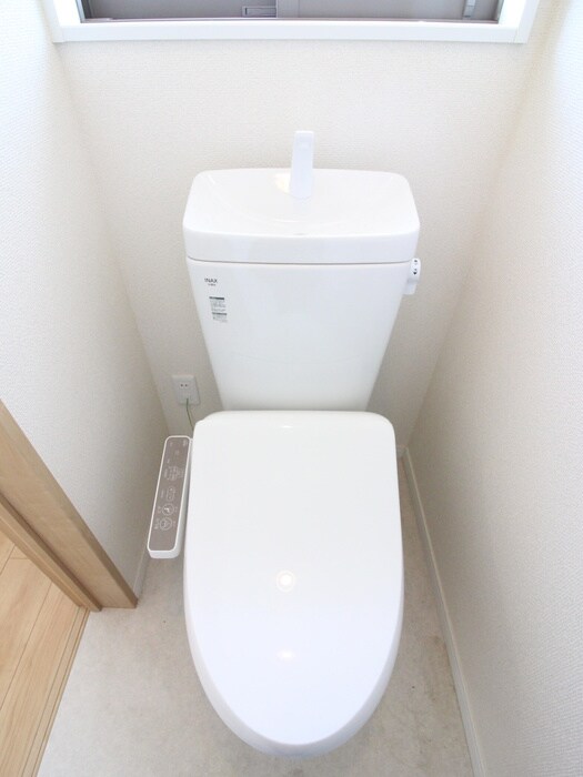 物件内観写真10　(トイレ)