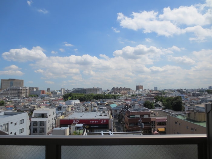 物件内観写真13　(室内からの展望)