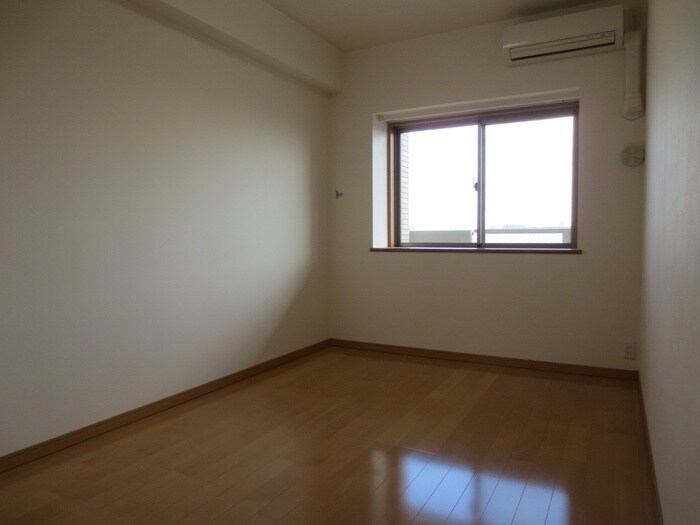 物件内観写真15　(居室)