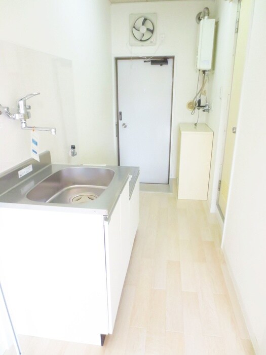 物件内観写真8　(廊下)