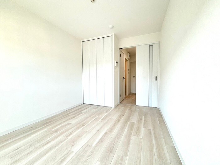 物件内観写真9　(居室)