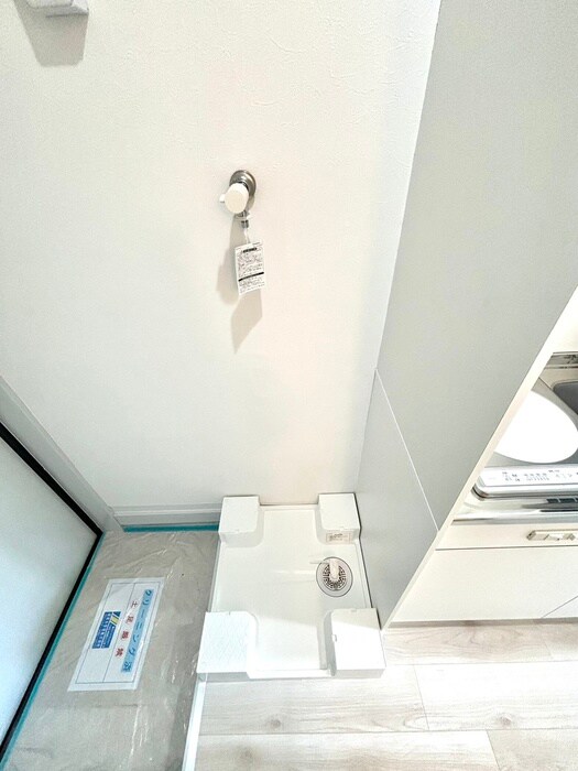 物件内観写真14　(洗濯機置場)