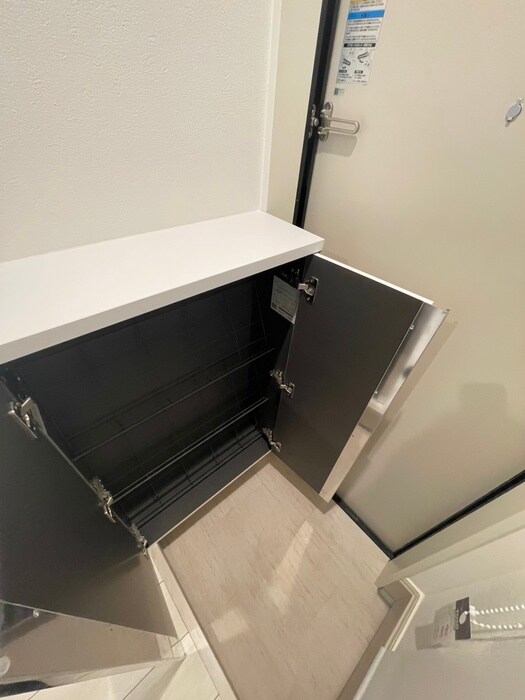 物件内観写真9　(靴箱)