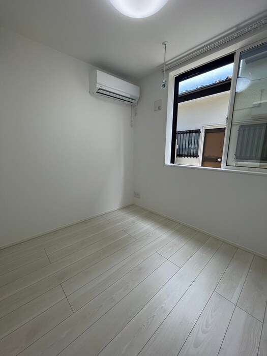 物件内観写真11　(居室)