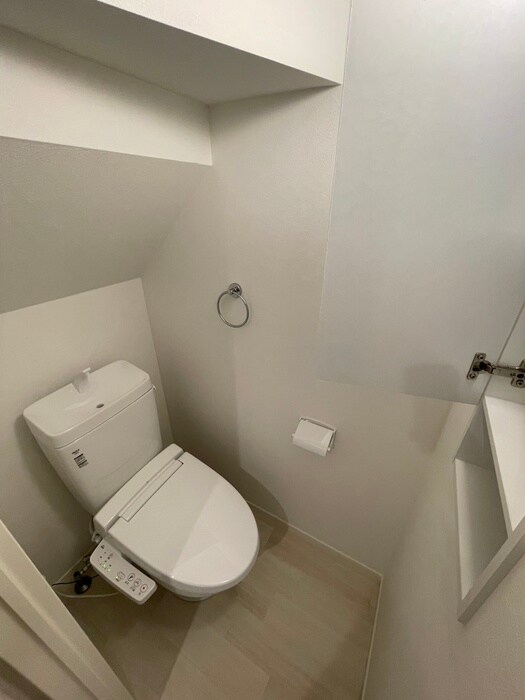 物件内観写真16　(トイレ)