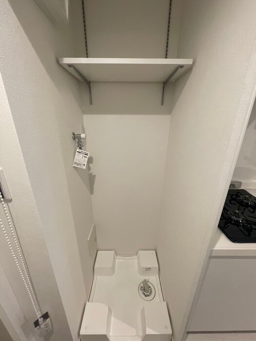 物件内観写真17　(洗濯機置場)