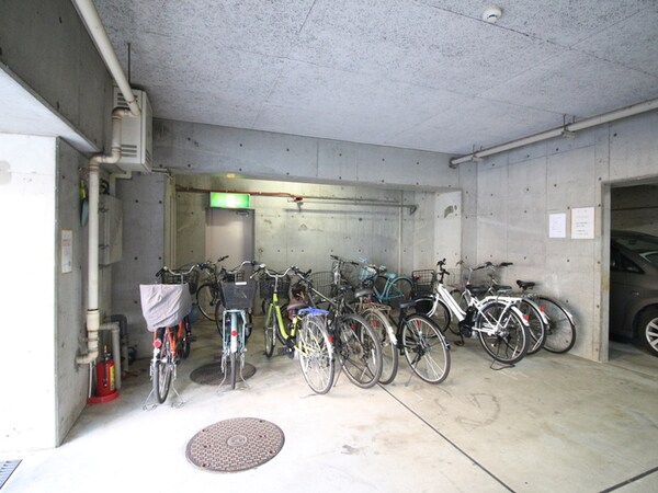 駐輪場