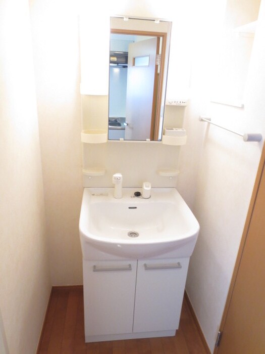 物件内観写真10　(洗面)