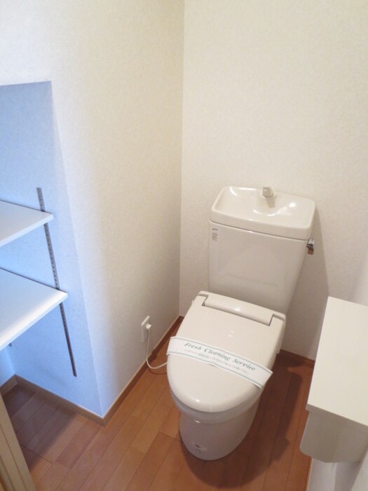 物件内観写真11　(トイレ)