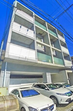 コライユ外観写真
