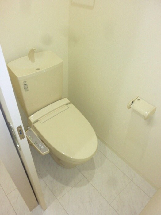 物件内観写真13　(トイレ)