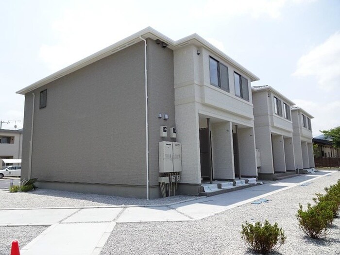 アローナの物件外観写真