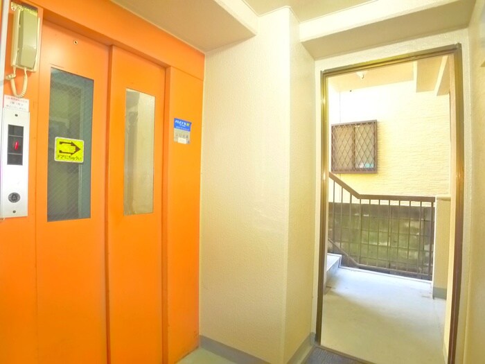 物件外観写真4　(建物設備)