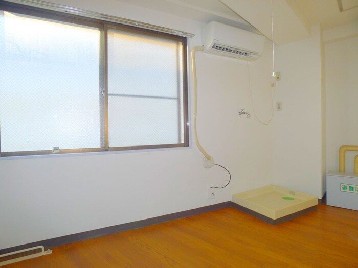 物件内観写真19　(居室)