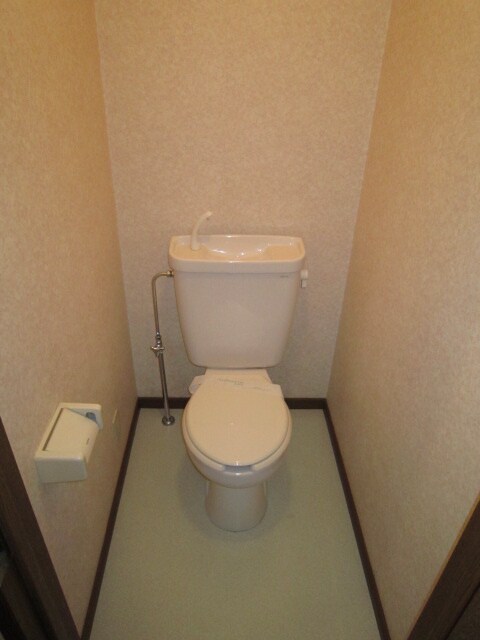 物件内観写真16　(トイレ)