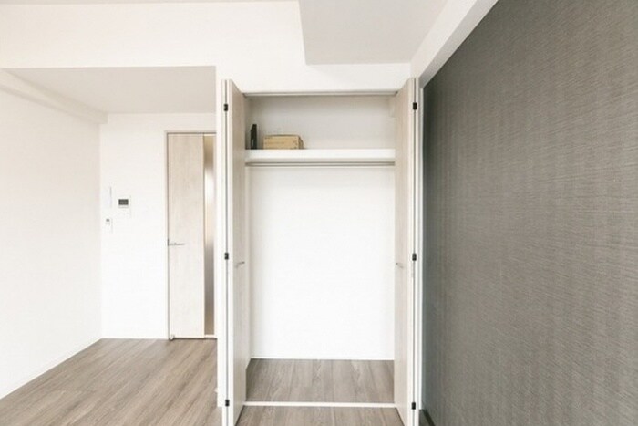 物件内観写真12　(収納)