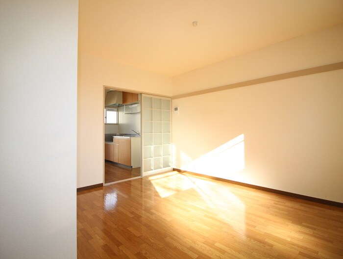 物件内観写真10　(居室)