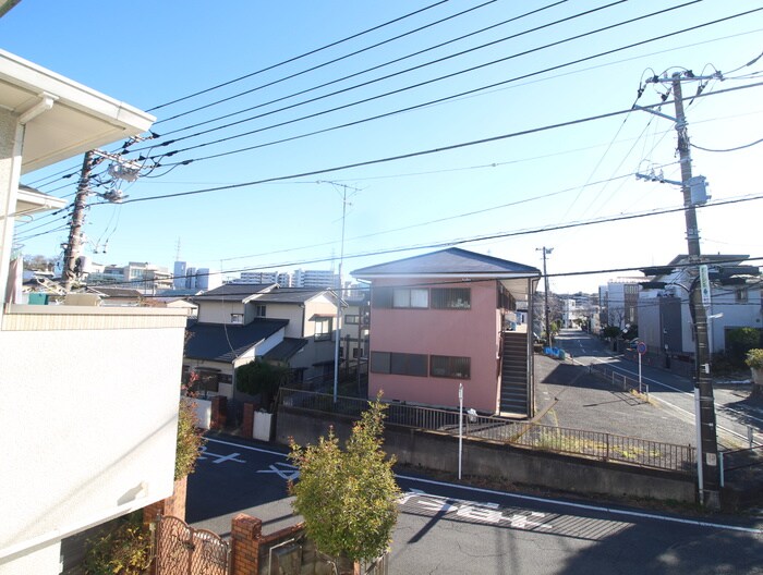 物件内観写真15　(室内からの展望)