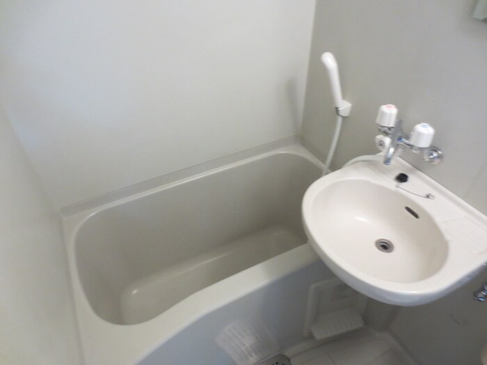 物件内観写真9　(バス／シャワールーム等)