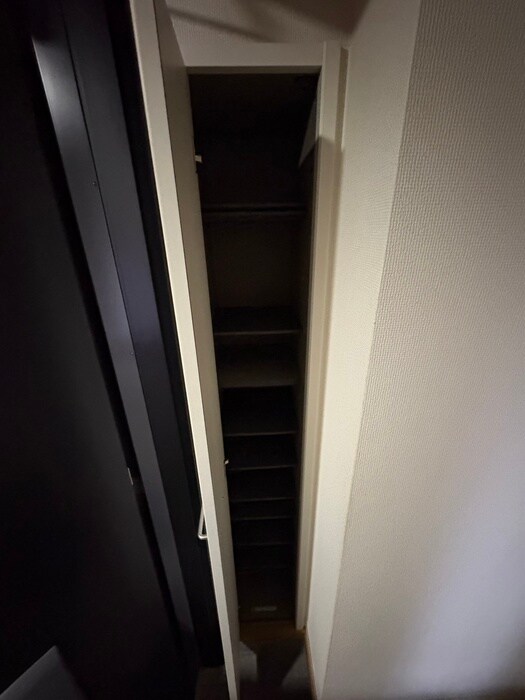 物件内観写真18　(収納)