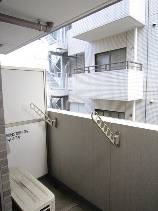 物件内観写真16　(ベランダ・バルコニー)